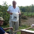 2011 Oost-Servie Ybo roostert een geitje